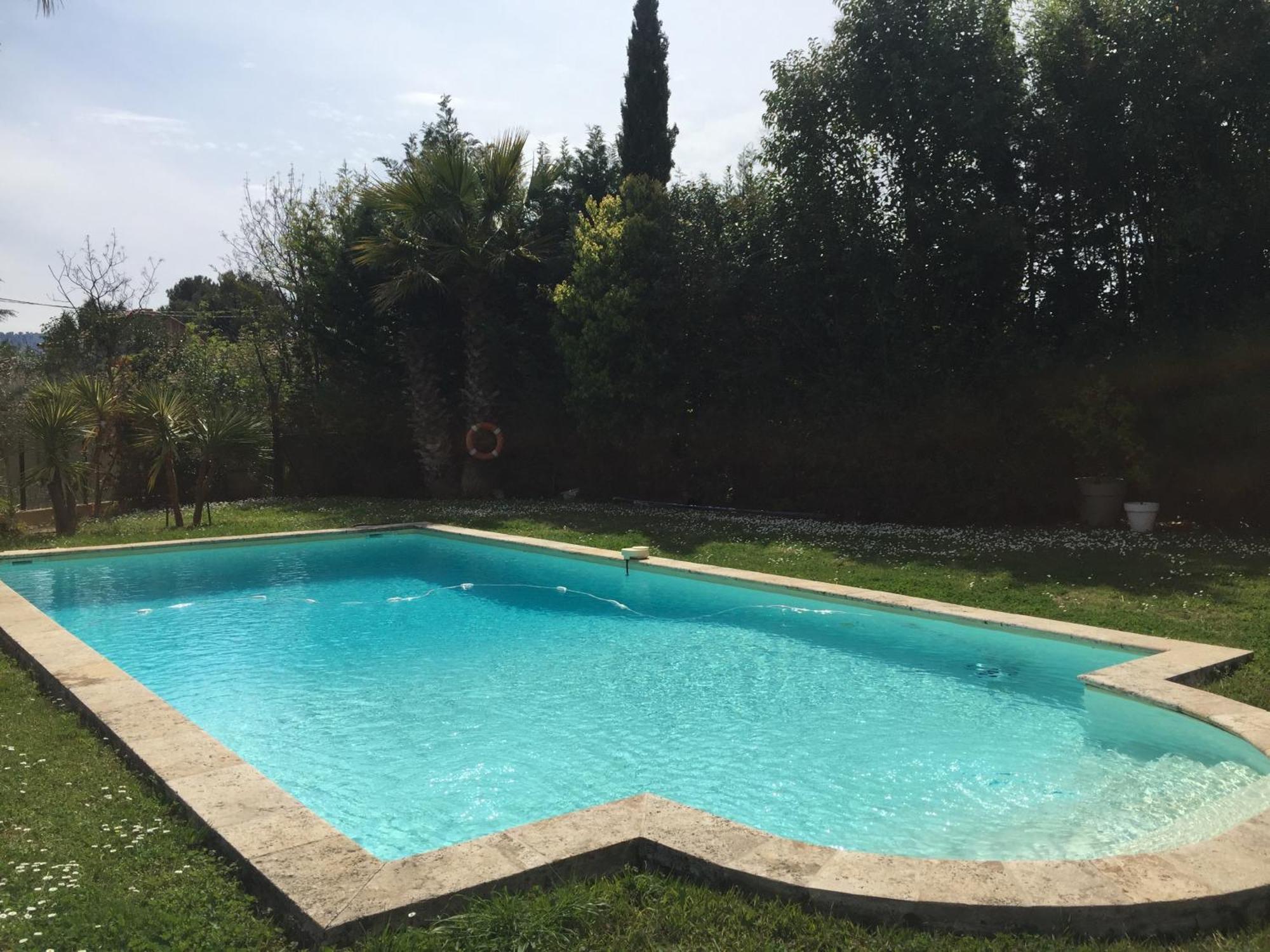 Holiday home La Farigoulette
